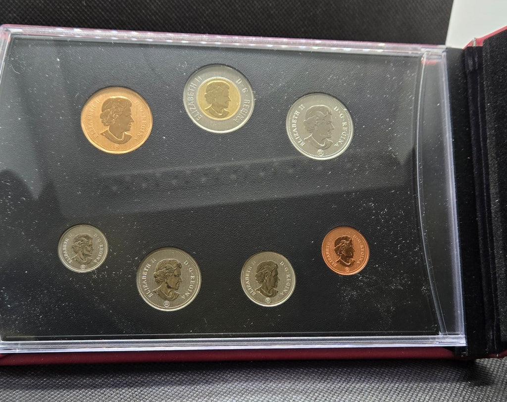 2011 Canada Specimen Set – Young Wildlife: Elk